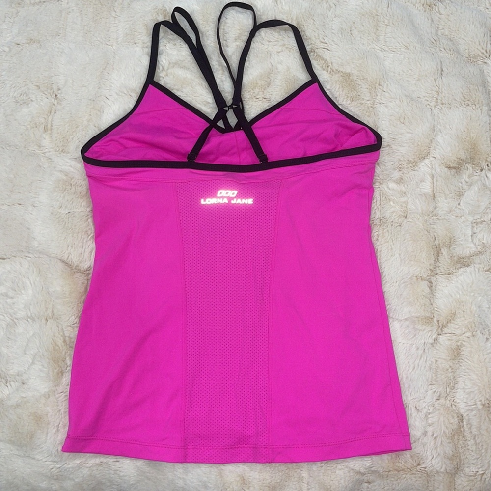 Lorna Jane singlet/active top - Picture 2 of 7